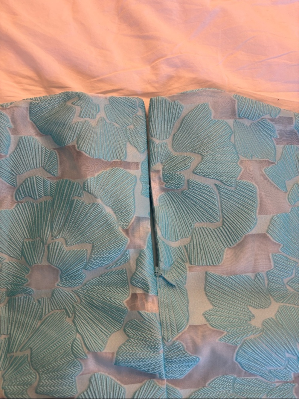 Tuckernuck Light Blue Floral Jacquard Puff Sleeve Blouse - Picture 8 of 9